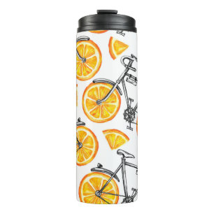 Hübsche Fahrräder mit orangen Rädern. Wasserfarbe  Thermosbecher