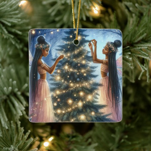 Hübsche Fairies schmücken den Weihnachtsbaum Keramikornament (Baum)