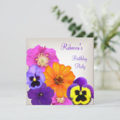 Hübsche farbige Blume Cremeweiß Gelb Lila Einladung (Stehend Vorderseite)
