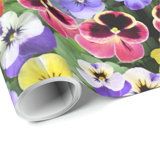 Hübsche farbige Stiefmütterchen Geschenkpapier (Rolleneckpunkt)