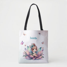Hübsche Fee sitzt in einer Blume Tasche