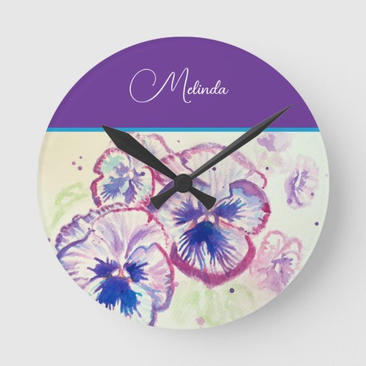 Hübsche florale pastellfarbene Stiefmütterchen-Lil Runde Wanduhr (Vorderseite)