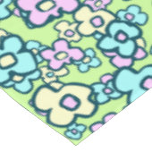 Hübsche Folklore Blume Pastelfarben Frühling Grün Tischdecke (Schrägansicht)