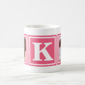 Hübsche Fotos des Rosa-2 mit großem Monogramm Kaffeetasse (Mittel)