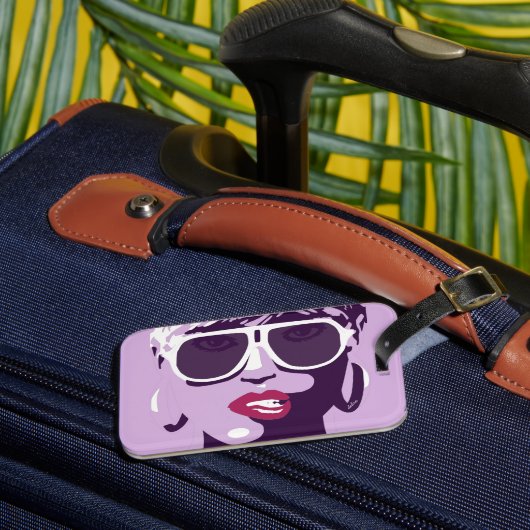 Hübsche Frau mit rosa Lippen Gepäckanhänger (Vorderseite Insitu 3)