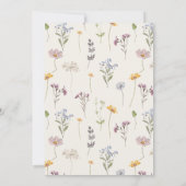 Hübsche Frühjahrs-Wildblume Meadow Gold-Hochzeit Einladung (Rückseite)