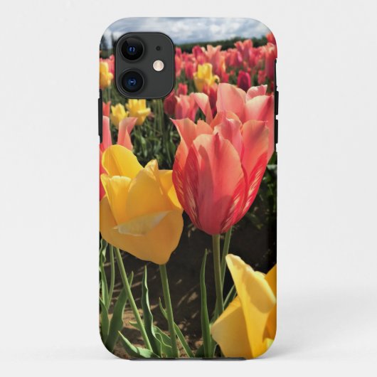 Hübsche Frühlingshuppen im Feld, Oregon Case-Mate iPhone Hülle (Rückseite)
