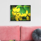 Hübsche gelbe Wildblumen kreieren Ihr eigenes Foto Leinwanddruck (Insitu (Wohnzimmer))