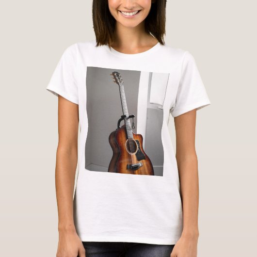 Hübsche Gitarre T-Shirt (Vorderseite)