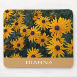 hübsche goldfarbene Blume, geben Sie Ihren Namen Mousepad