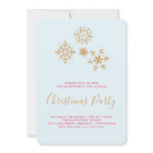 Hübsche Goldschneeflocken auf blau, festlich einla