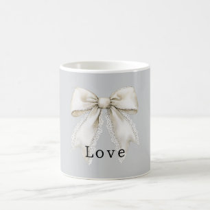 Hübsche graue Kunstspitze mit weißer Schleife   Kaffeetasse