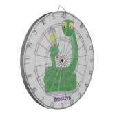 Hübsche grüne Schlange mit Maraca-Cartoon Dartscheibe (Vorderseite Links)