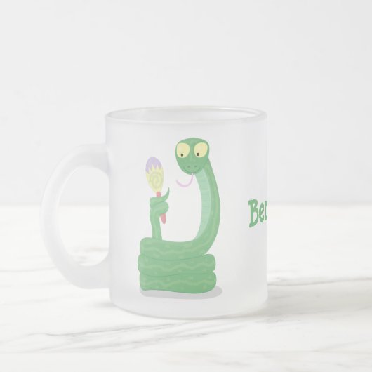 Hübsche grüne Schlange mit Maraca-Cartoon Mattglastasse (Links)