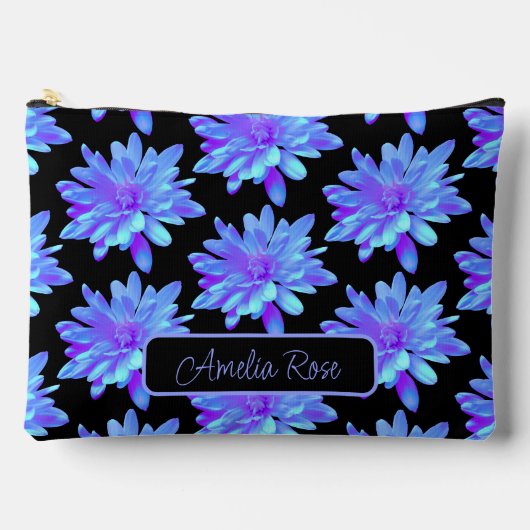 Hübsche gürtelblaue lila Blume Zubehörtasche (Vorderseite)