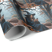 Hübsche Halloween-Hexe Simste auf einem Handy Geschenkpapier (Rolleneckpunkt)