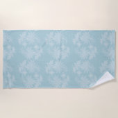 Hübsche hellblaue weiße Blumen-Faux-Spitze Strandtuch (Vorderseite)