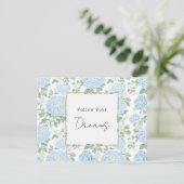 Hübsche hellblaue weiße Blumen Träume Postkarte (Stehend Vorderseite)