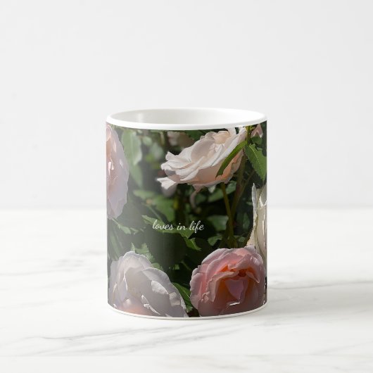 Hübsche hellrosa Rose Kaffeetasse (Mittel)