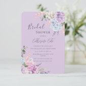 Hübsche Hydrangeas Lila Brautparty Einladung (Stehend Vorderseite)