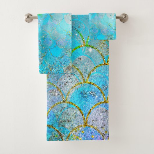 Hübsche Iridescent Blue Shimmer Mermaid Scales Badhandtuch Set (Insitu)