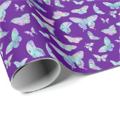 Hübsche, irritierende Schmetterlinge auf Lila Geschenkpapier (Rolleneckpunkt)