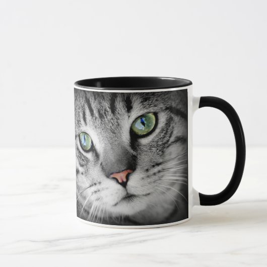 Hübsche Katze mit grünen Augen & Zitat Kaffeekoche Tasse (Rechts)