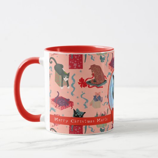 Hübsche Katzen in Weihnachtskästen Personalisierte Tasse (Links)