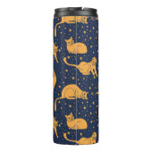 Hübsche Katzen, Sterne, Weltraummuster. Thermosbecher (Rückseite)