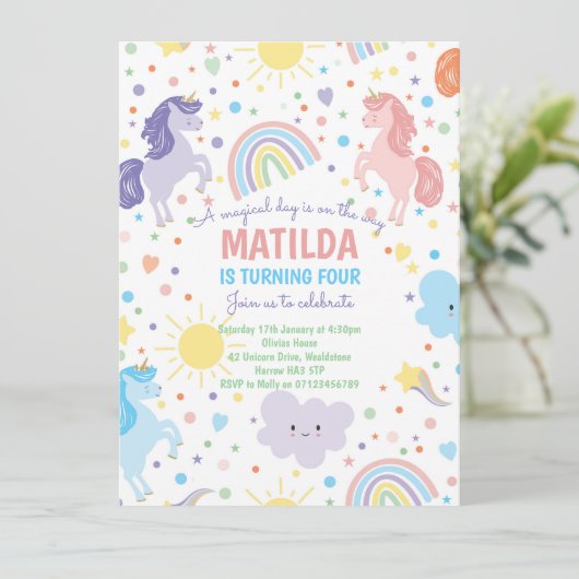 Hübsche Kleine Einhörner-Party Einladungen (Stehend Vorderseite)