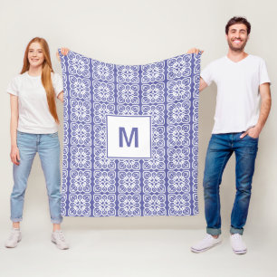 Hübsche Lace Monogram Fleecedecke