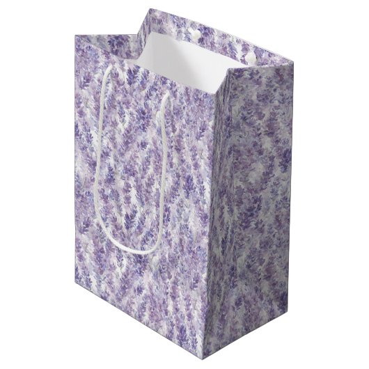 Hübsche Lavendelblüten Brautparty Mittlere Geschenktüte (Vorderseite Schrägansicht)