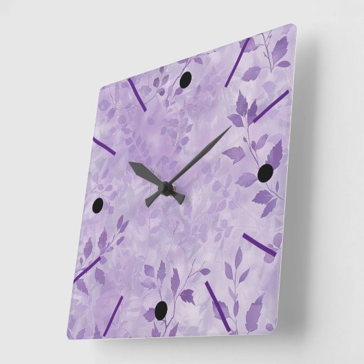 Hübsche lila botanische Wanduhr (Winkel)