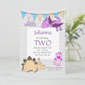 Hübsche Lila Dinosaurier Geburtstagsparty Einladung (Stehend Vorderseite)