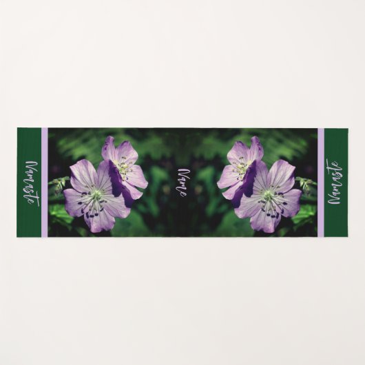 Hübsche Lila Geranium-Blume Personalisiert Yogamatte (Vorderseite (Horizontal))