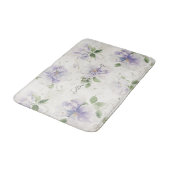 Hübsche lila Lavendelblüten Badematte (Schrägansicht)