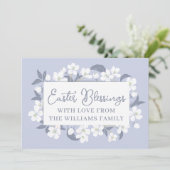 Hübsche Lila Ostersegnung mit weißer Blüte Karte (Stehend Vorderseite)