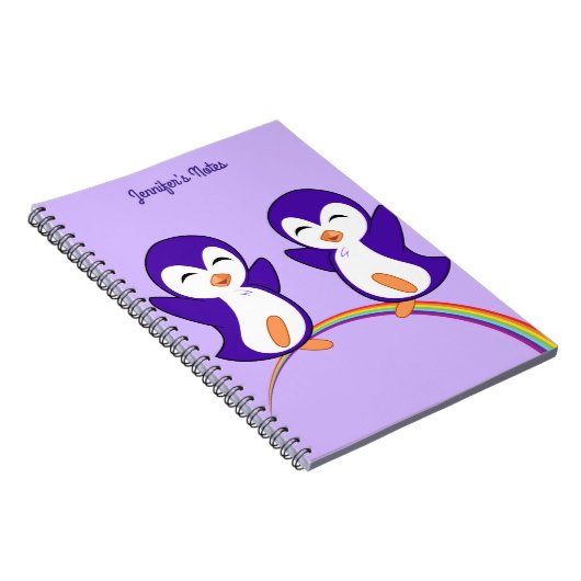 Hübsche Lila Penguin Rainbow Monogram Kids Notizblock (Rechte Seite)