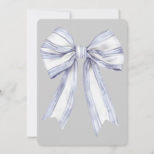 Hübsche Lila White Bow Gray Wedding Einladung (Rückseite)