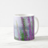 Hübsche Lupine-Blume am See Kaffeetasse (VorderseiteRechts)
