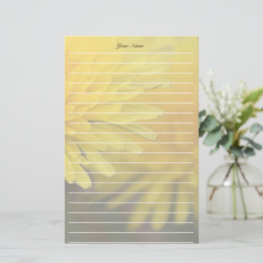 Hübsche Lüsternlinie aus gelber Blume Briefpapier (Stehend Vorderseite)