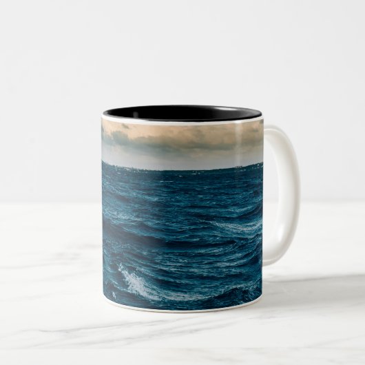 Hübsche Meereslandschaft Zweifarbige Tasse (VorderseiteRechts)