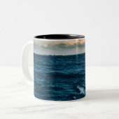Hübsche Meereslandschaft Zweifarbige Tasse (Vorderseite Links)