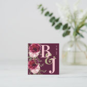 Hübsche Mongram Burgundy Blush Pink Floral Wedding Begleitkarte (Stehend Vorderseite)