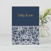 Hübsche Navy Lace Diamond Wedding Einladung (Stehend Vorderseite)