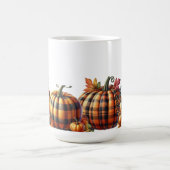 HÜBSCHE ORANGE & GRÜNE KARIERTE FALL PUMPKINS KAFFEETASSE (Mittel)