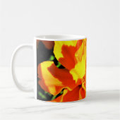 Hübsche orange Ringelblumen-sonnige Blumen nett Kaffeetasse (Links)