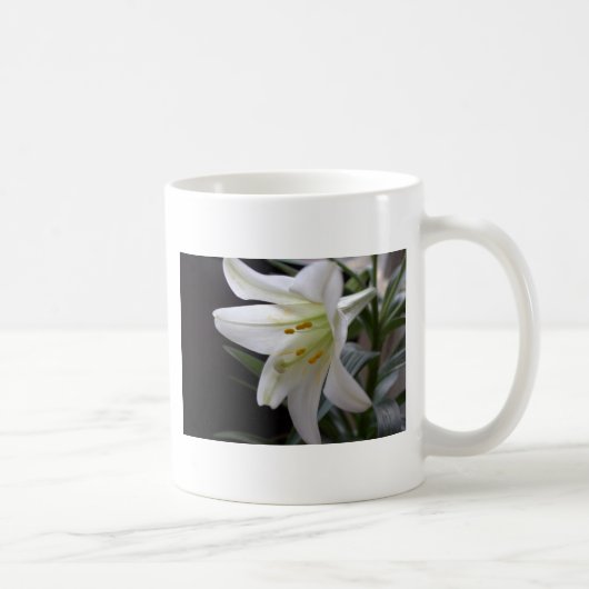 Hübsche Osterlilie-Blume in Schwarz Kaffeetasse (Rechts)