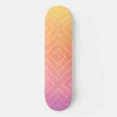 Hübsche Pastelle Hypnotic Diamond Moderner Pop Kun Skateboard (Vorderseite)