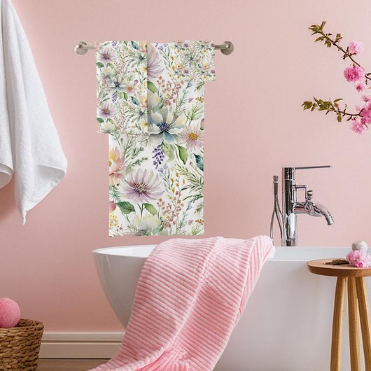 Hübsche pastellfarbene Blumenmuster Badhandtuch Set